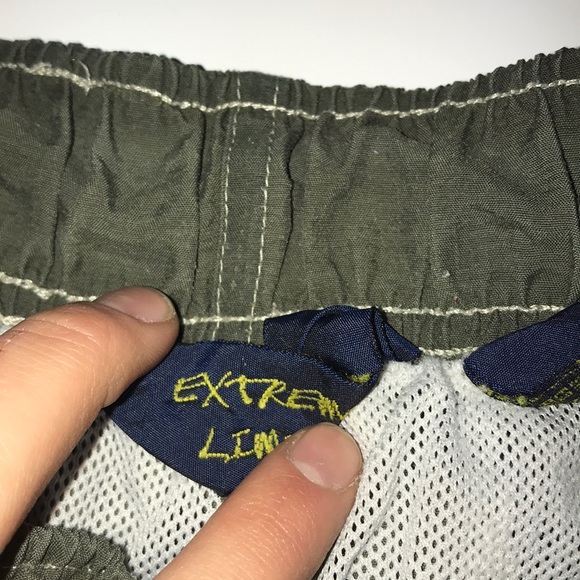 Extreme Limit Men’s Swimming Trunks Size Large - Picture 2 of 8